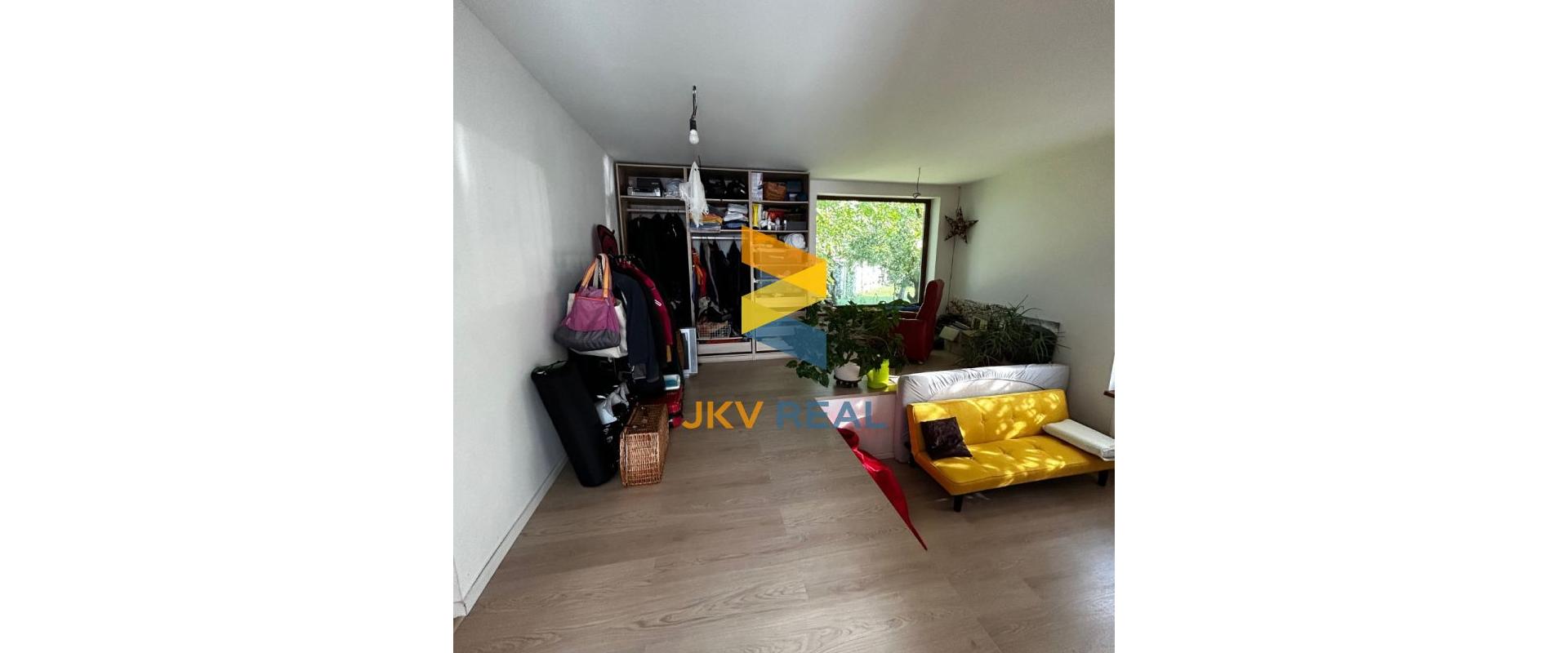 !! Znížená cena !! 4 izbový rodinný dom Devínska Nová Ves