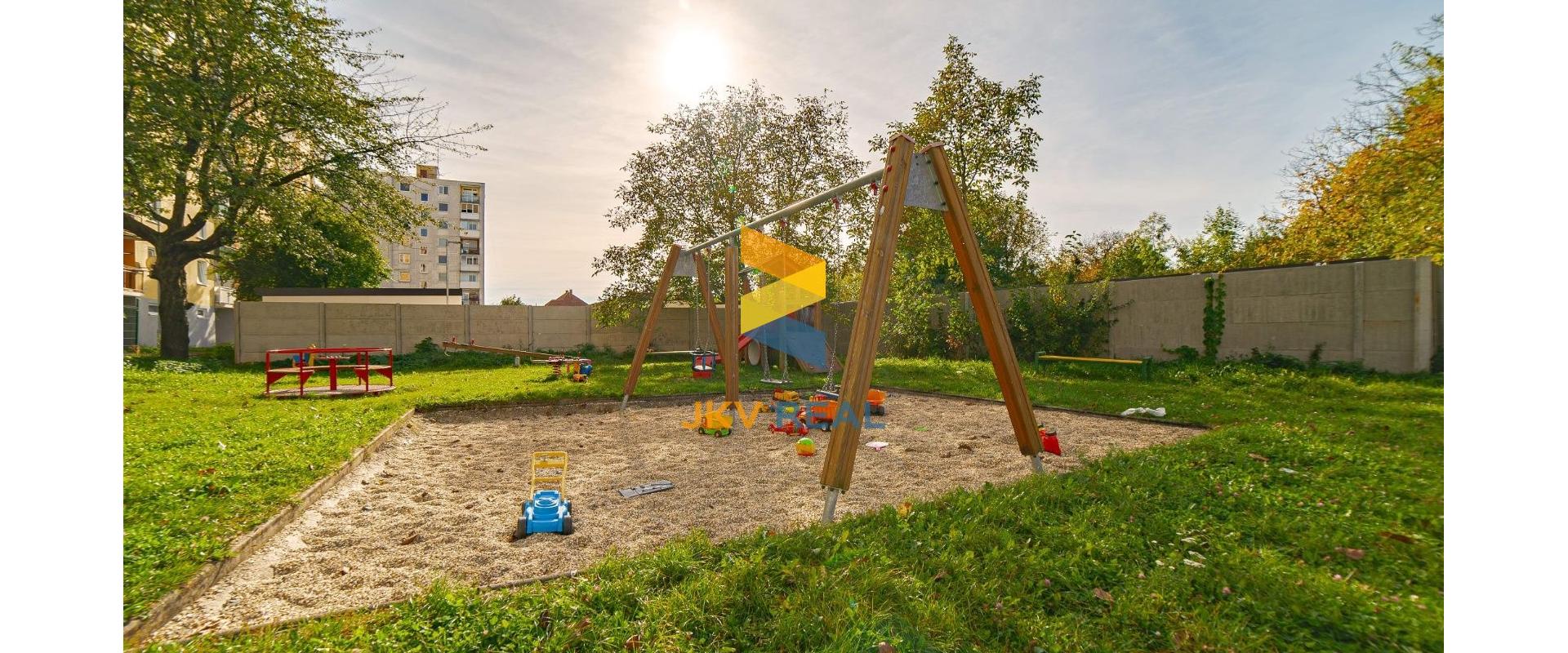 REZERVOVANÉ!!!  Krásny, 2-izbový byt KOMPLETNÁ REKONŠTRUKCIA