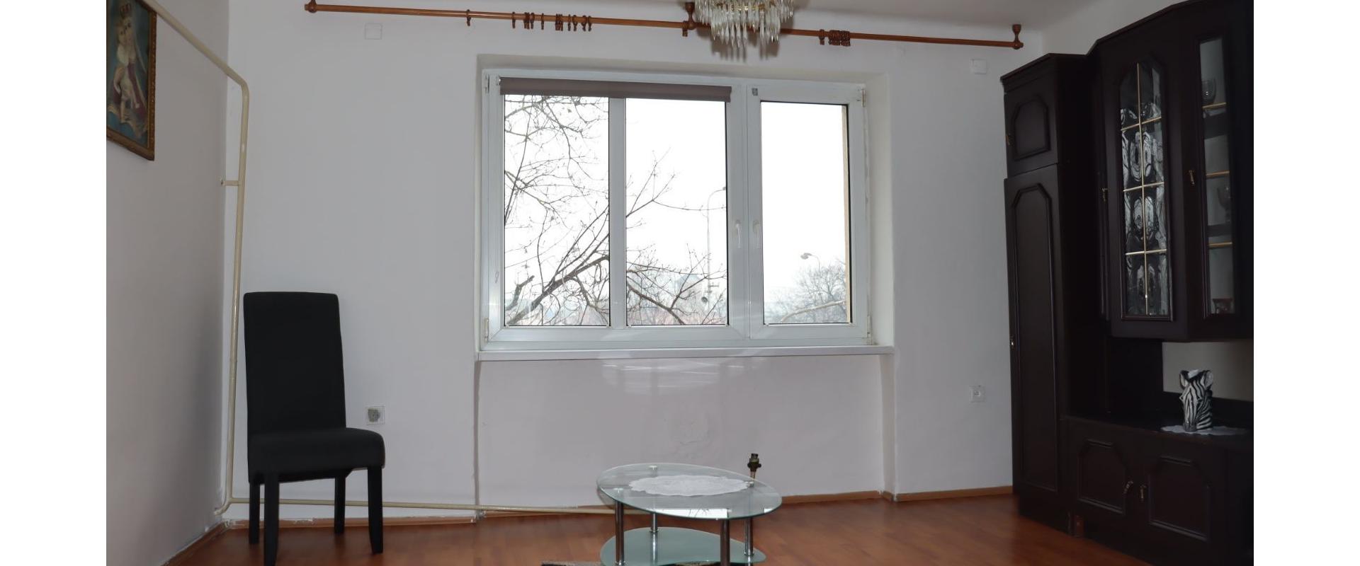 Na predaj veľký 2 izbový byt v meste Levice - JKV REAL