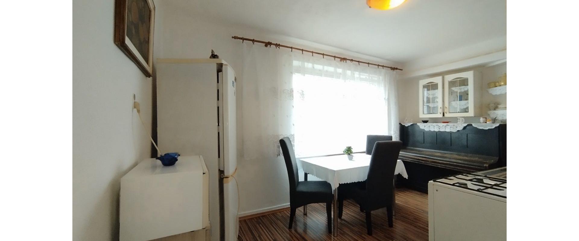 Na predaj veľký 2 izbový byt v meste Levice - JKV REAL