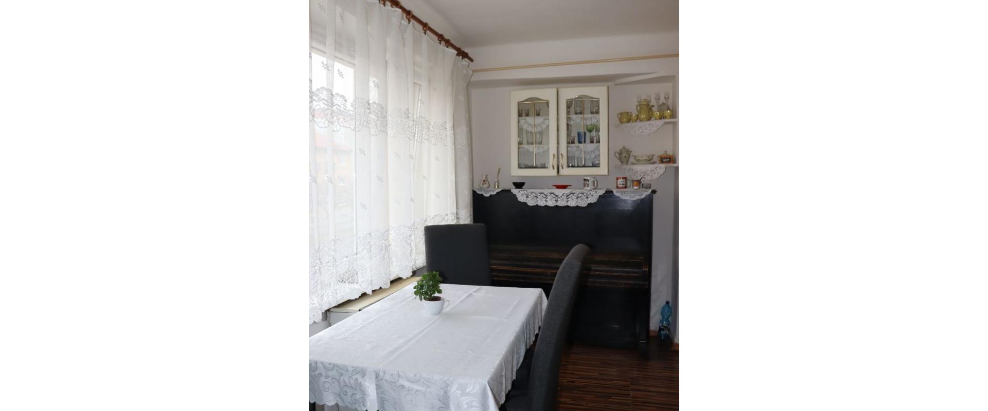 Na predaj veľký 2 izbový byt v meste Levice - JKV REAL