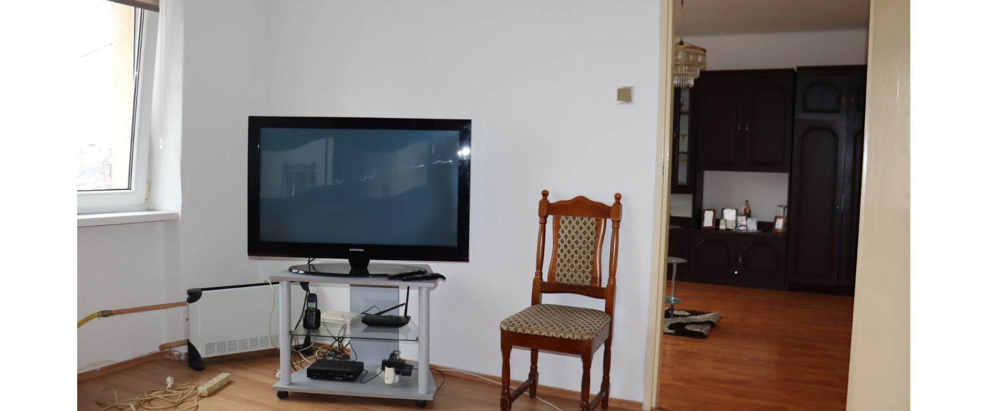 Na predaj veľký 2 izbový byt v meste Levice - JKV REAL