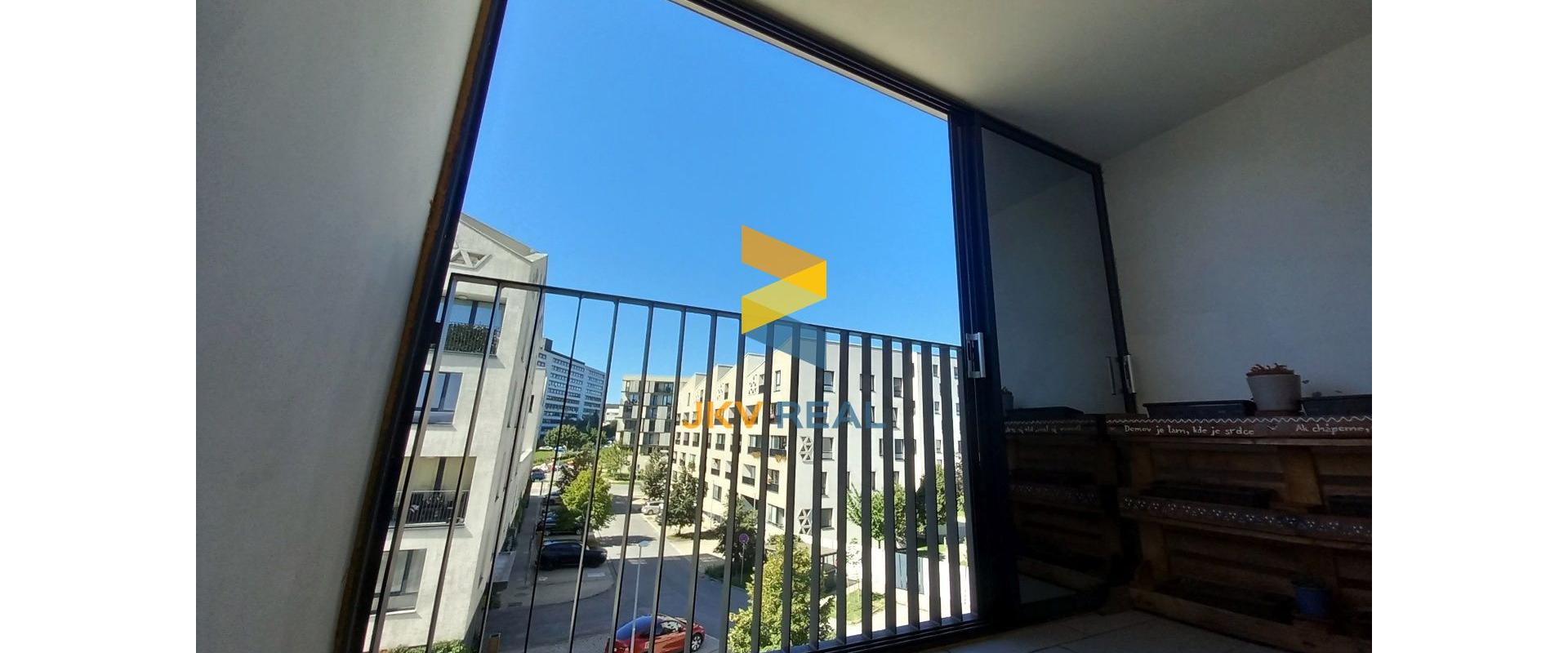 Predaj NADŠTANDARTNÝ 2izbový byt Nová Terasa