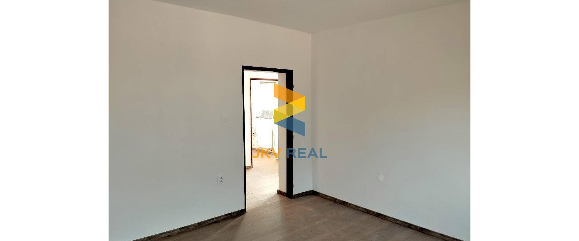 Rodinný dom v blízkosti N.P. Poloniny Stakčín / Snina