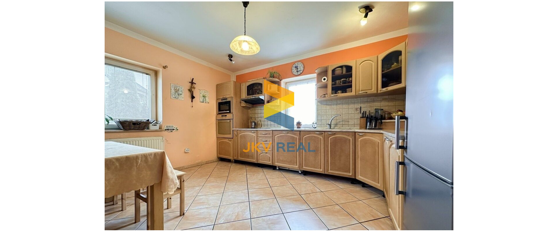 Rodinný dom s veľkým pozemkom vo Vrbovom na predaj !