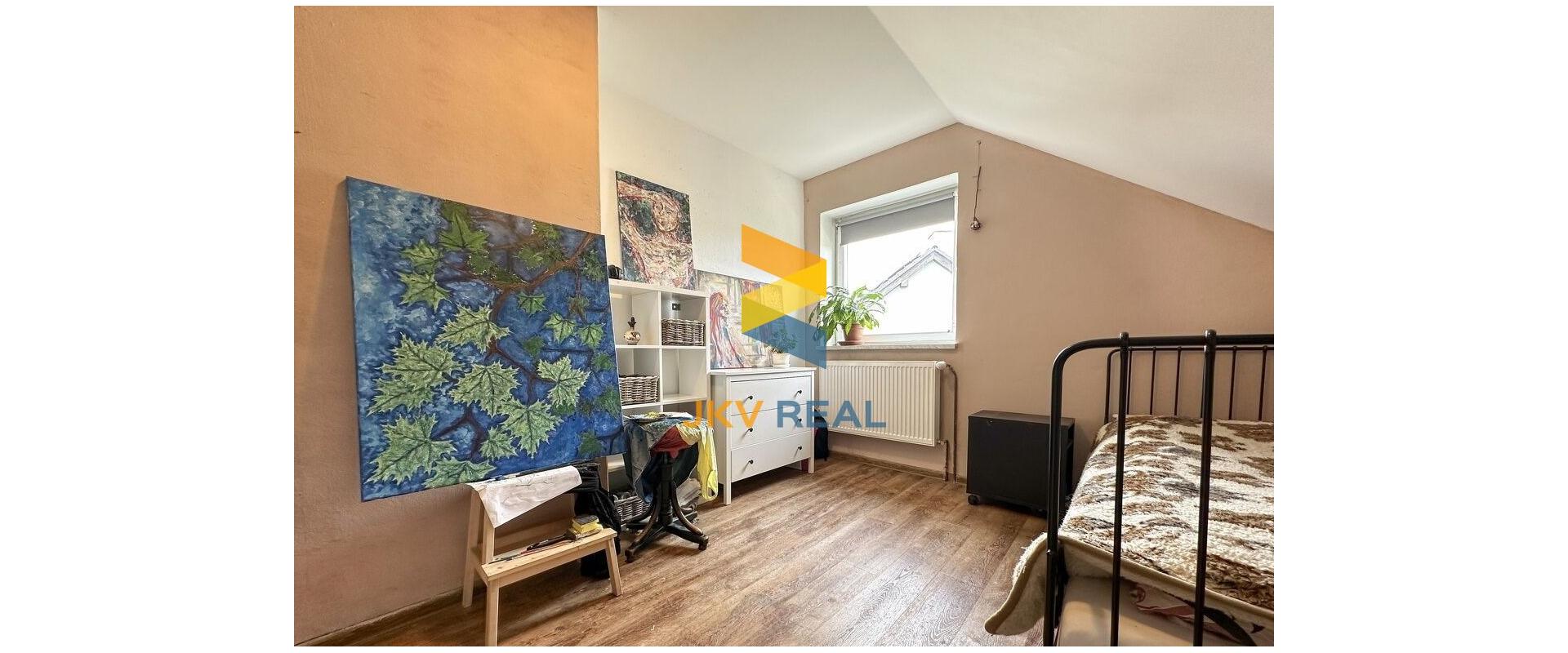 Rodinný dom s veľkým pozemkom vo Vrbovom na predaj !