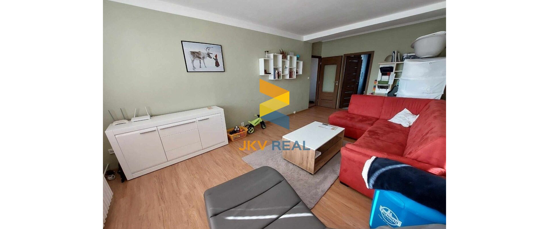 PREDAJ ZREKONŠTRUOVANÉHO 2-IZBOVÉHO BYTU V DÚBRAVKE