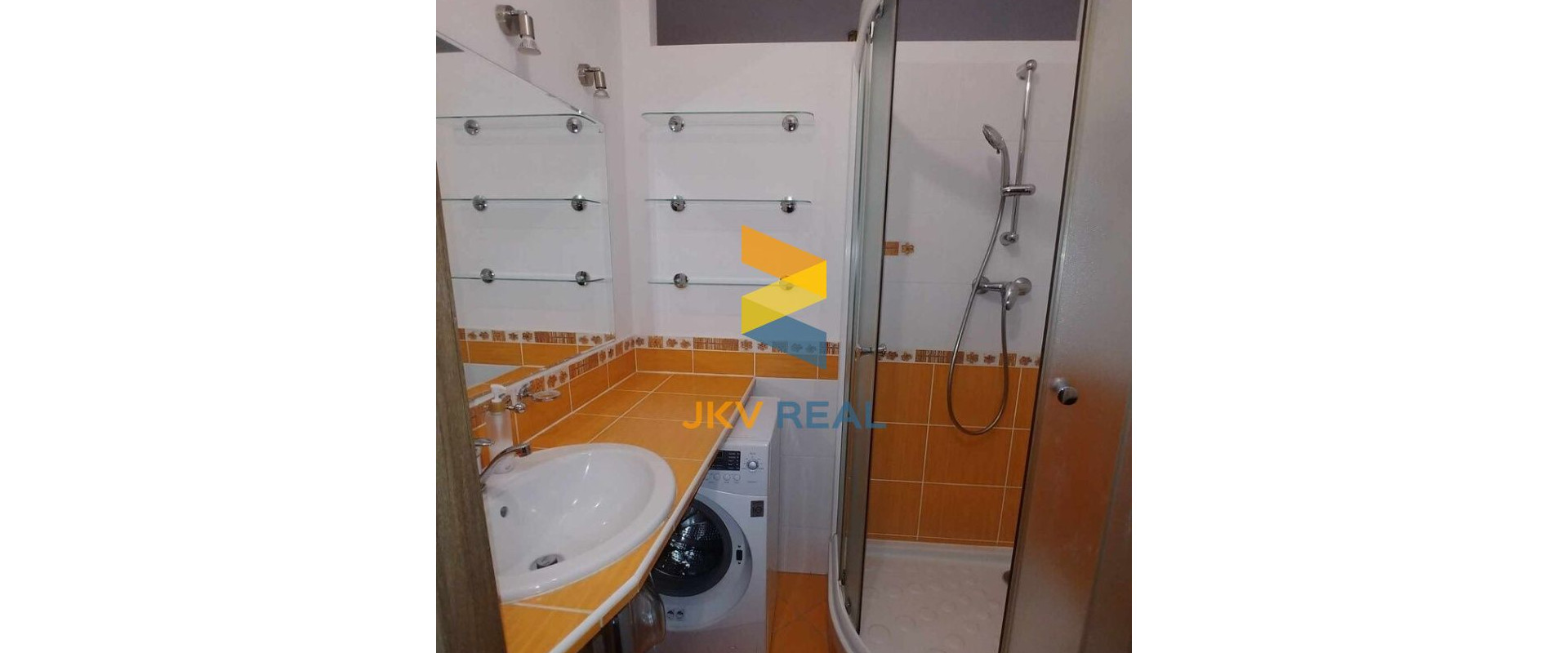 PREDAJ ZREKONŠTRUOVANÉHO 2-IZBOVÉHO BYTU V DÚBRAVKE