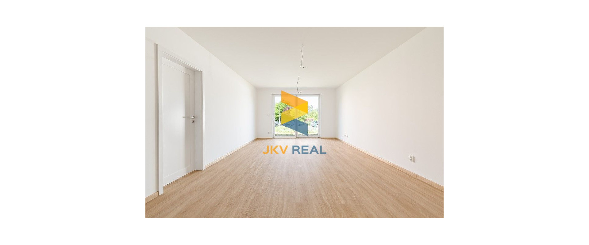 PREDAJ NOVOSTAVBA DOM S POZEMKOM 360 M2, TOPOĽNÍKY, 149900 EUR