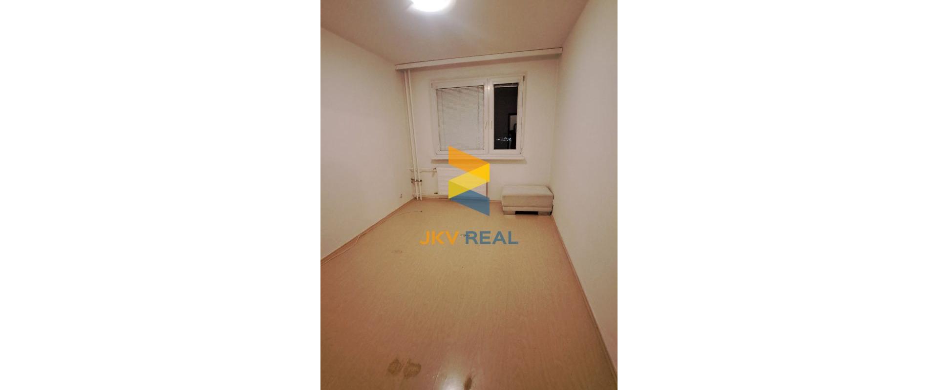 Ponúkame na predaj 3 izbový byt v Považskej Bystrici