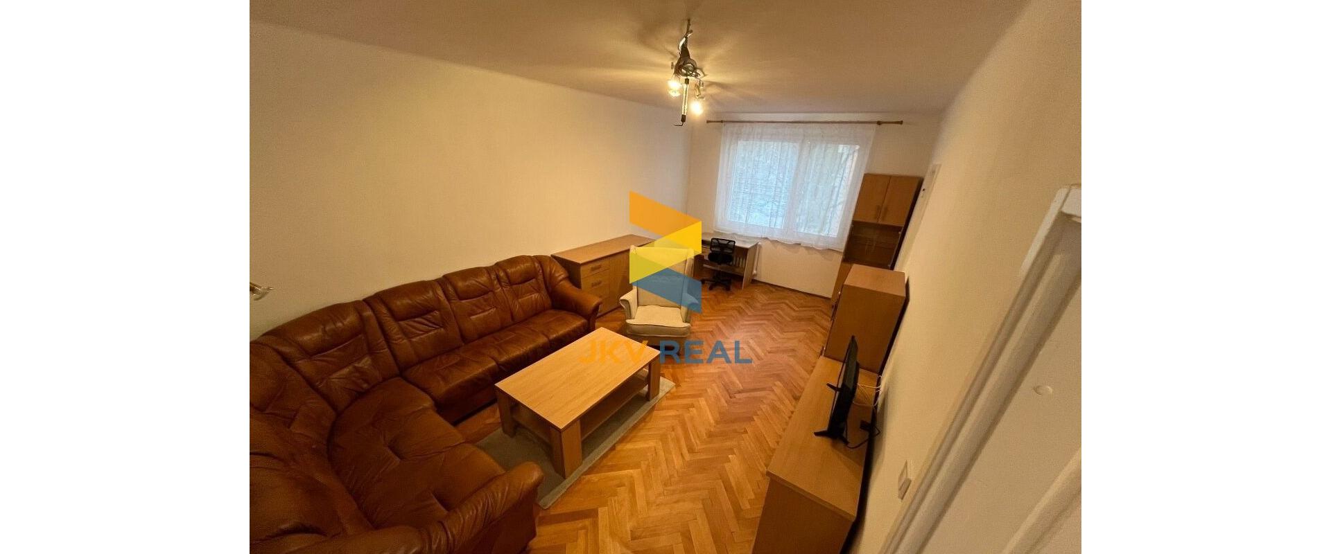 Na prenájom útulný 2 izbový byt - Dlhé Hony