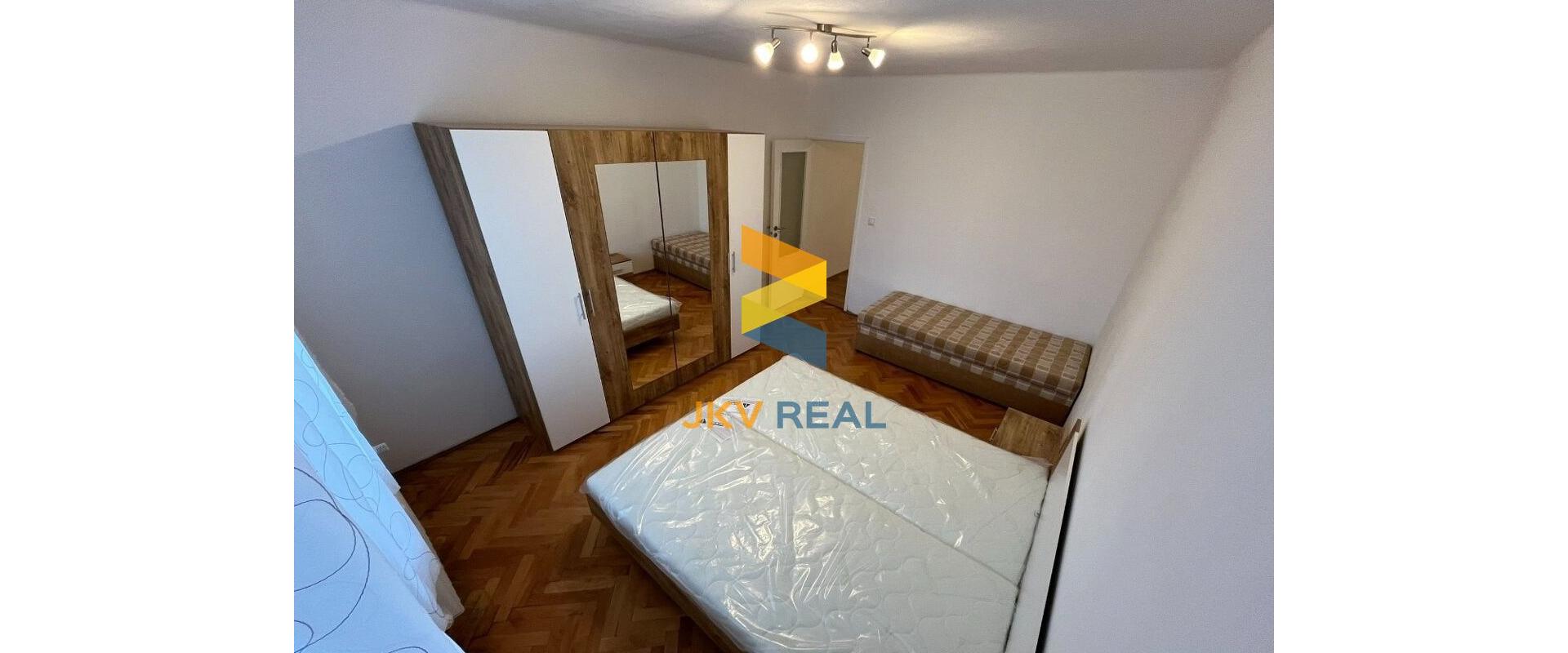 Na prenájom útulný 2 izbový byt - Dlhé Hony