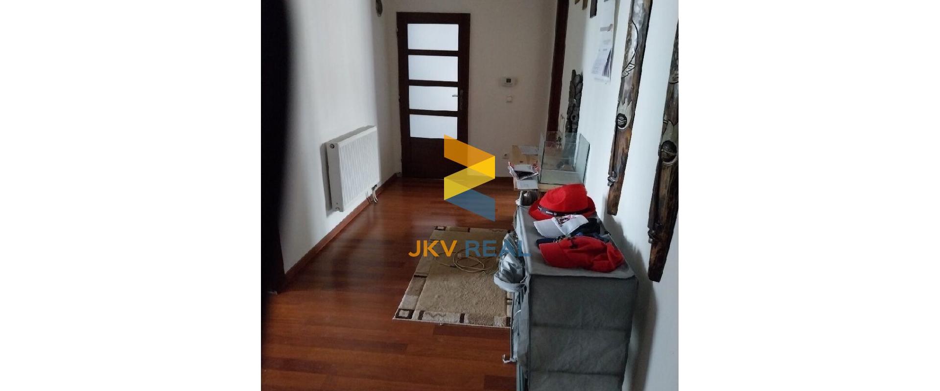 Príjemný 3 izbový byt v Leopoldove na prenájom