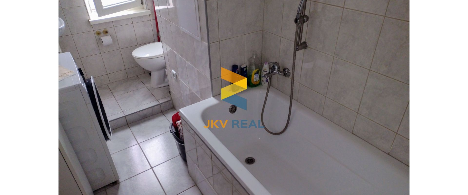 REZERVOVANÉ !!!     EXKLUZÍVNE !!!     PREDAJ - 1 izbový byt - PIEŠŤANY