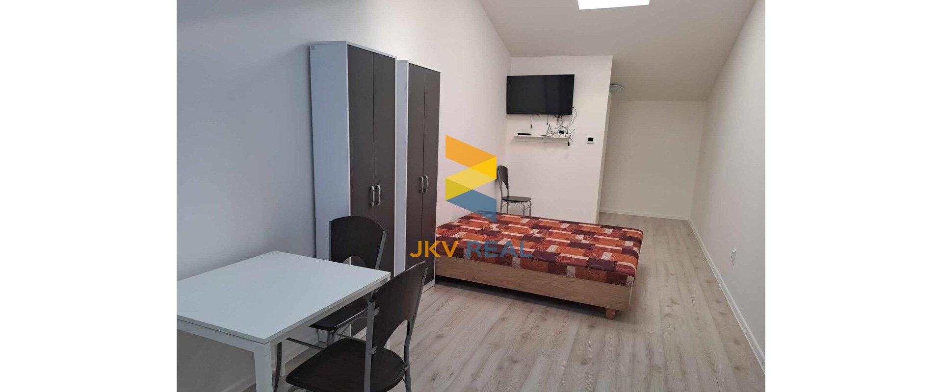 Garsónka na Zelenečskej ulici