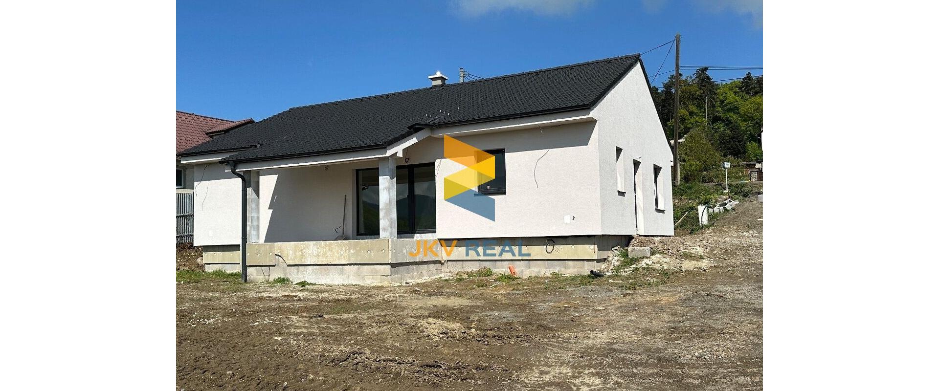 RD -NOVOSTAVBA - SLANEC