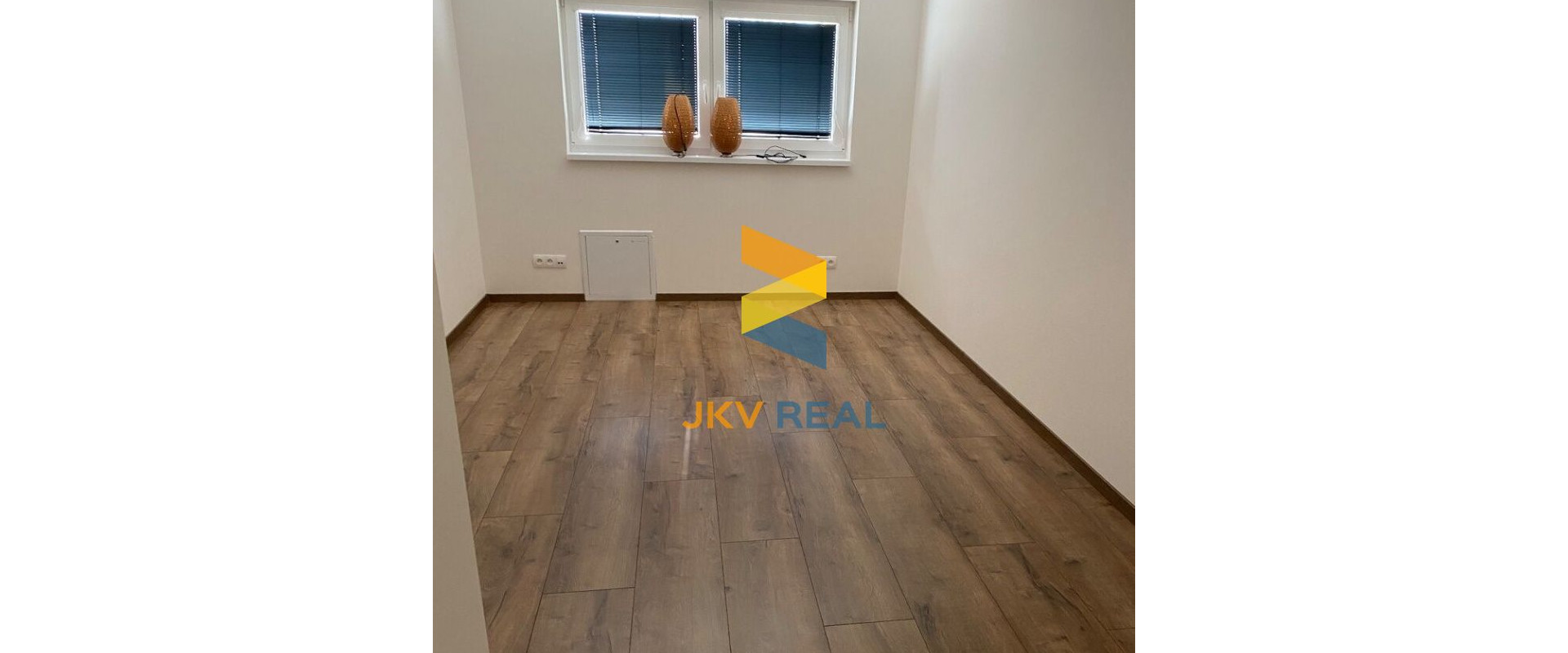 Vkusný 3 izbový mezonet s vlastným parkovaním v širšom centre Trnavy