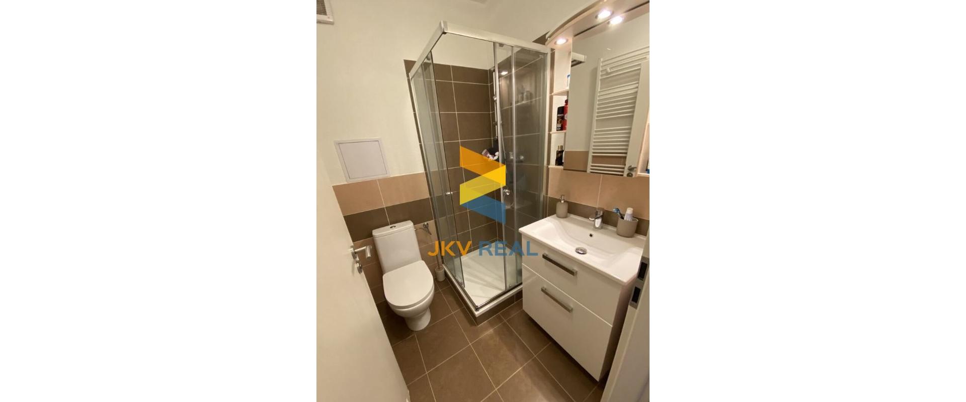 ZNÍŽENÁ CENA !! NA PREDAJ 3-IZB SLNEČNÝ BYT V CENTRE !! ZA 114 990,-