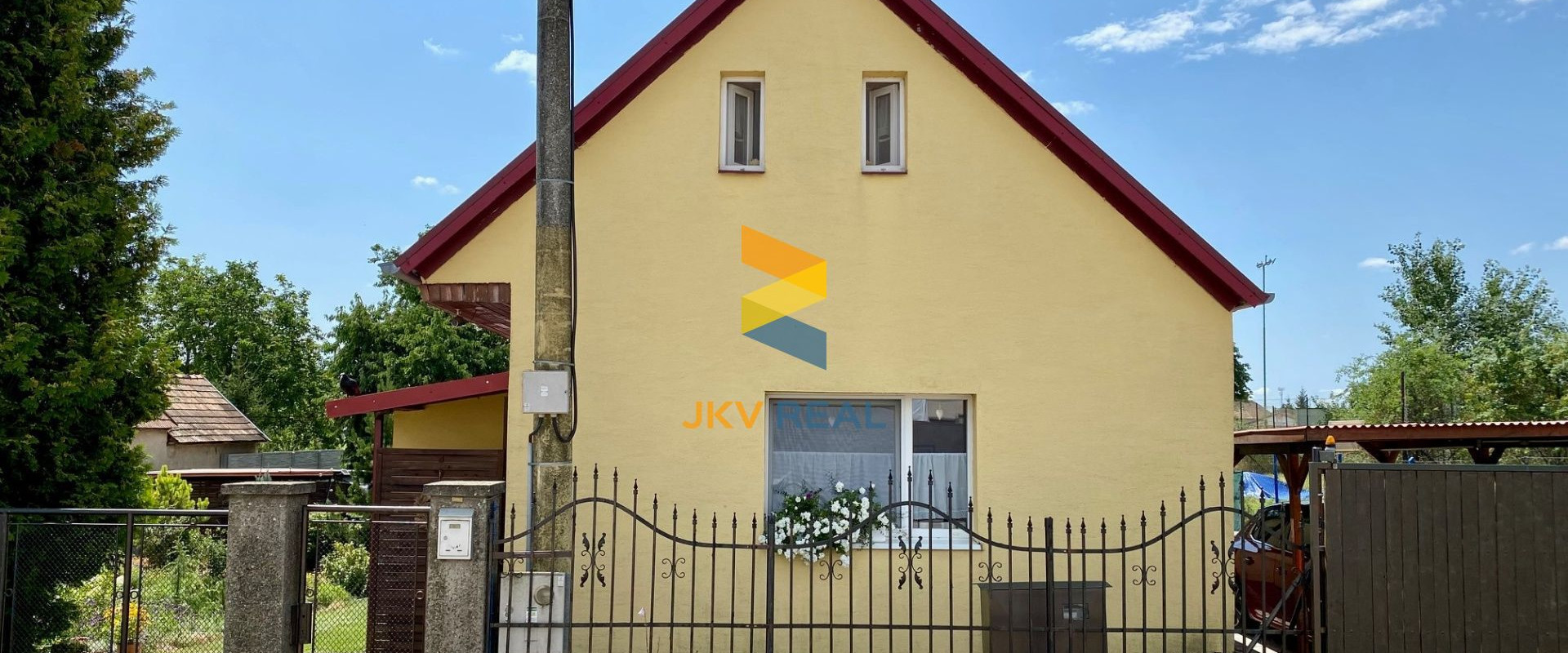 PREDANÝ - Dom s pozemkom 1.075 m2 - Nový Život - Eliášovce