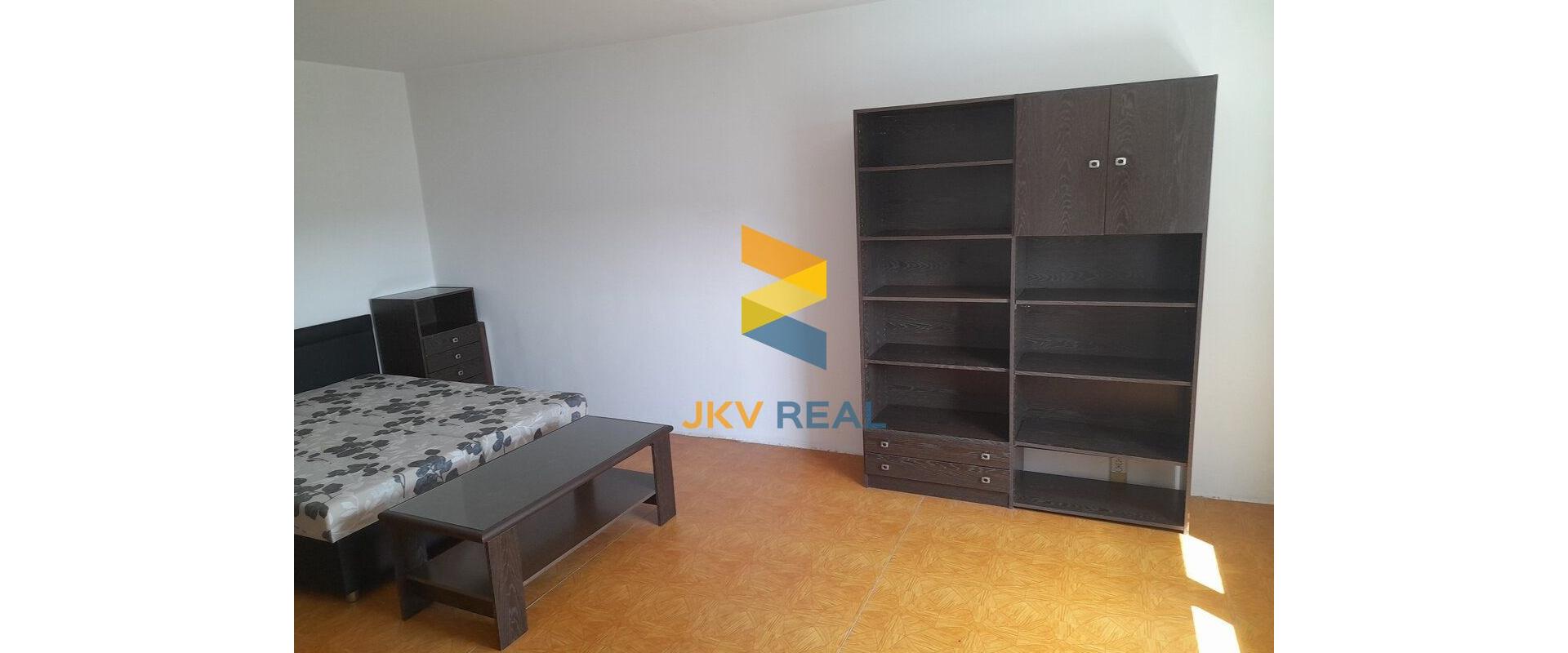 Prenájom 1-izboveho bytu