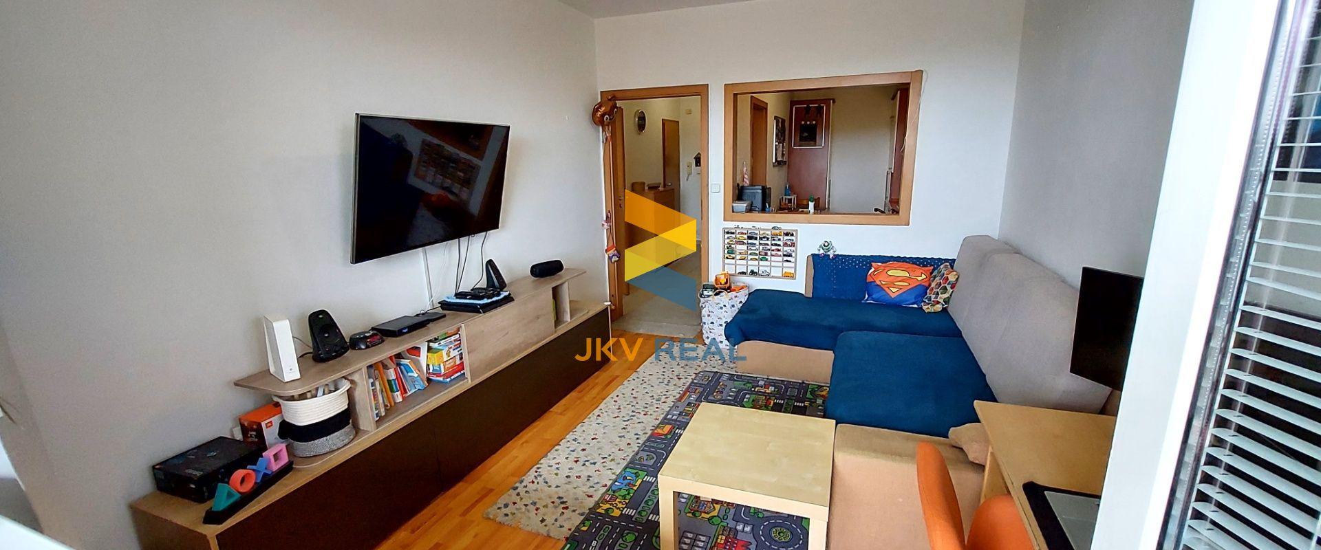 3D obhliadka - 2 izb. veľký byt na Mierovej ul. v BA