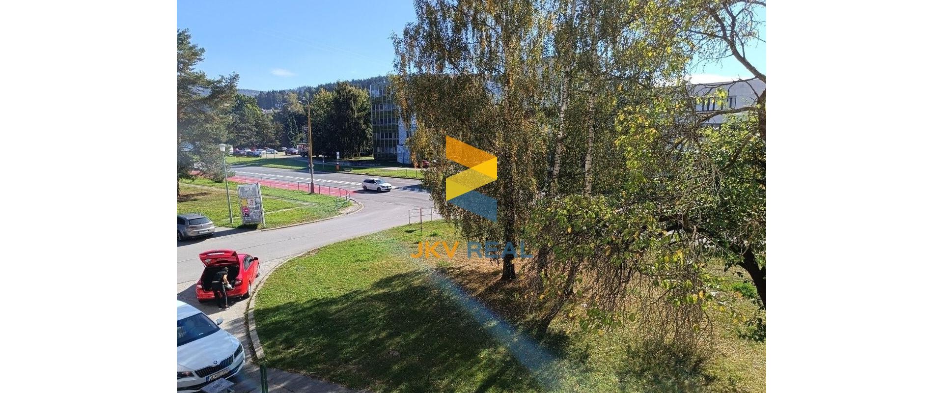 2 izbový byt s balkónom na predaj