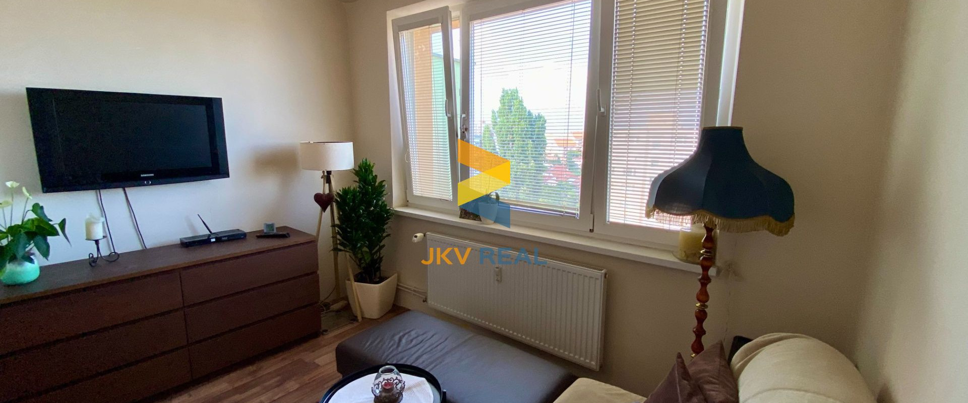 PREDANÉ - Zrekonštruovaný 1 izbový byt - Senec - centrum