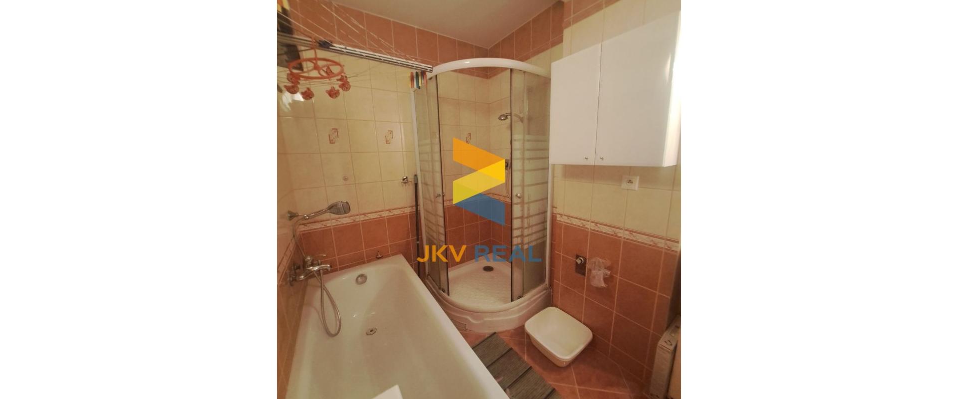 ZNÍŽENÁ CENA!!! - Na predaj priestranný 3 izbový byt v Považskej Bystrici