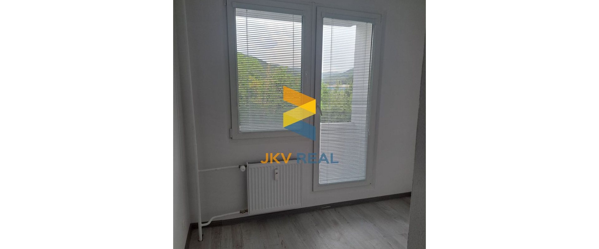 REZERVOVANÝ Na predaj 1 izbový byt po kompletnej rekonštrukcii v Dubnici nad Váhom