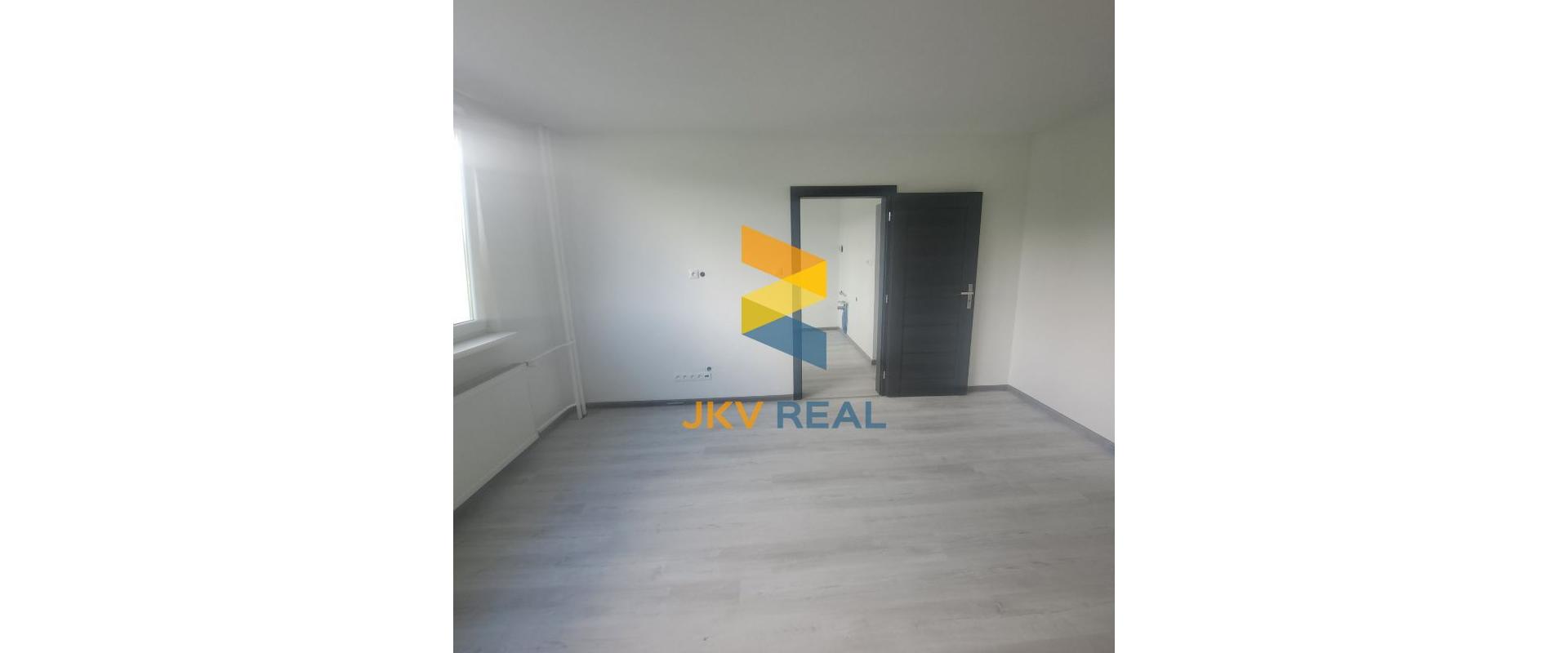 REZERVOVANÝ Na predaj 1 izbový byt po kompletnej rekonštrukcii v Dubnici nad Váhom