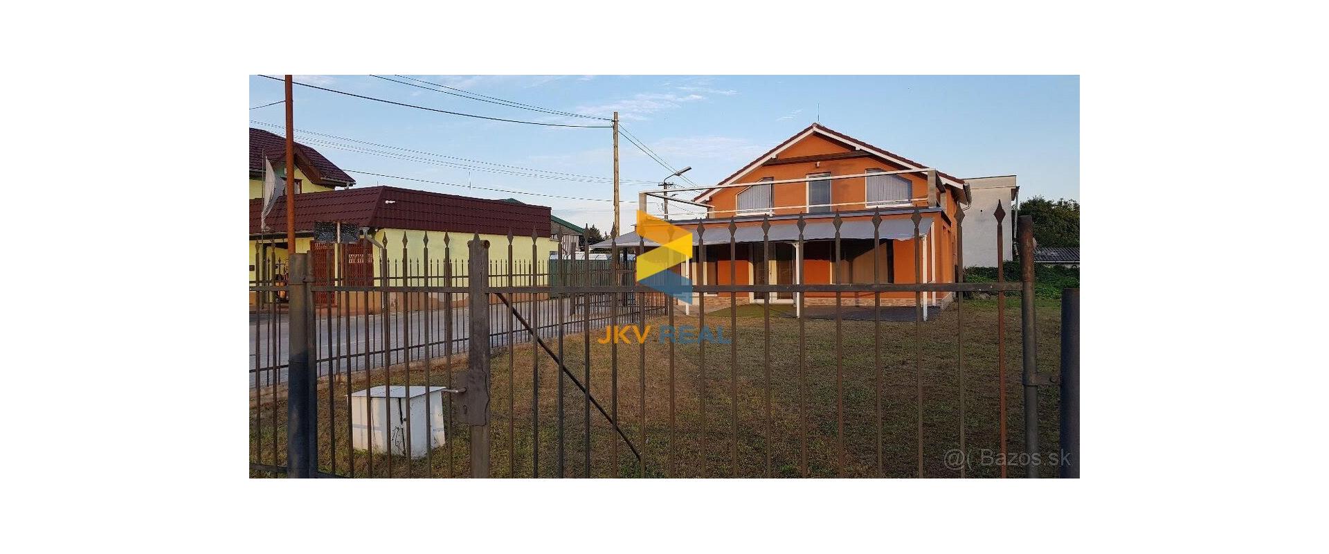 Na predaj polyfunkčný dom s možnosťou bývania v Kolárove-Eladásra kínálunk többfunkciós házat Gútán