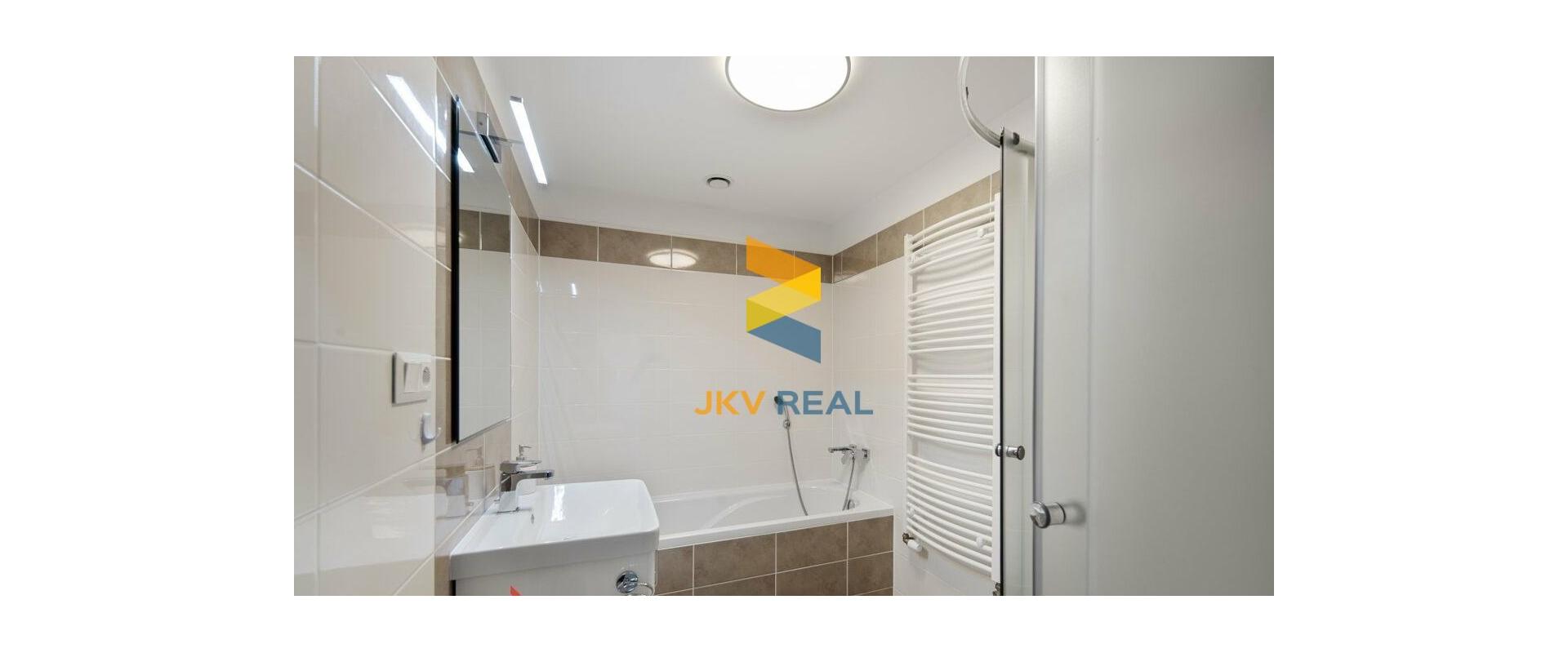 4 izbový byt po kompletnej rekonštrukcii na predaj- Vlčince.