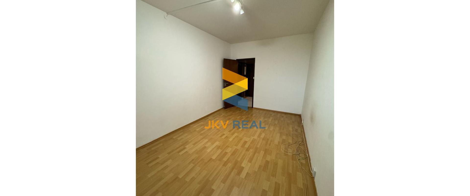 PREDANY, Exkluzívne na predaj 3 izbový byt len na skok od centra, Prešov ulica Kotradová