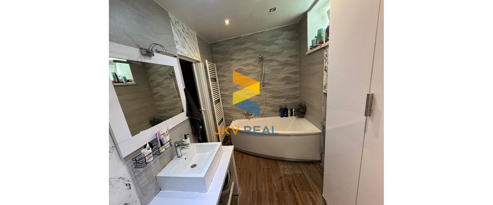 Priestranný, 3-izbový byt, so záhradou a garážou