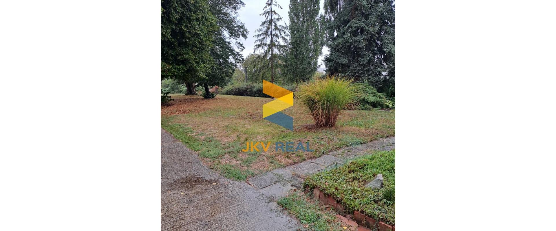 Priestranný, 3-izbový byt, so záhradou a garážou