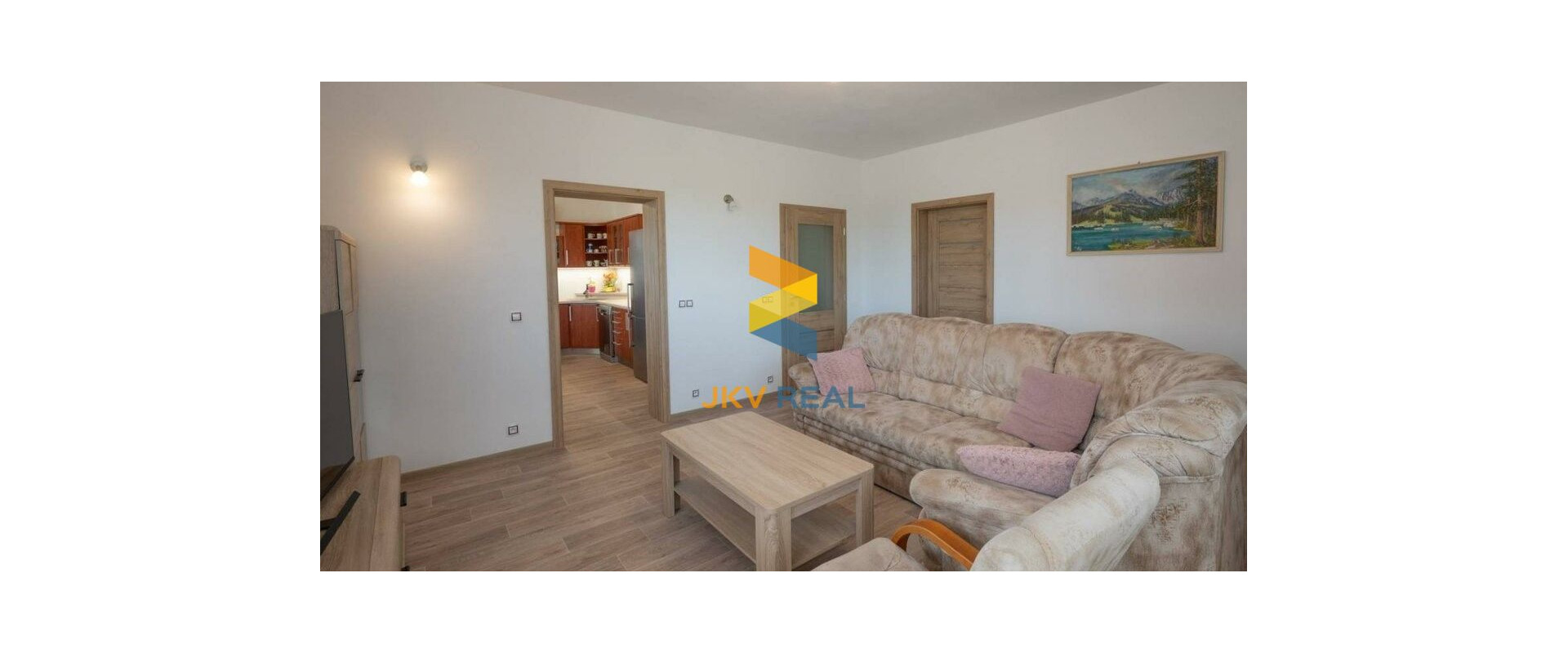 REZEVOVANÉ JKV Real ponúka predaj, pekný, zánovný rodinný dom Záhorská Ves