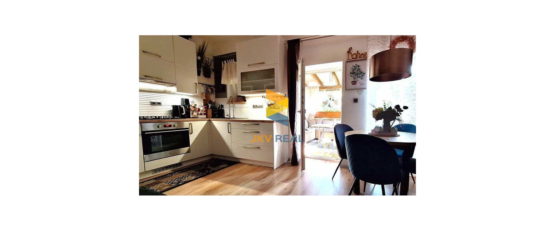 JKV Real ponúka na predaj dom v obci Malé Leváre.