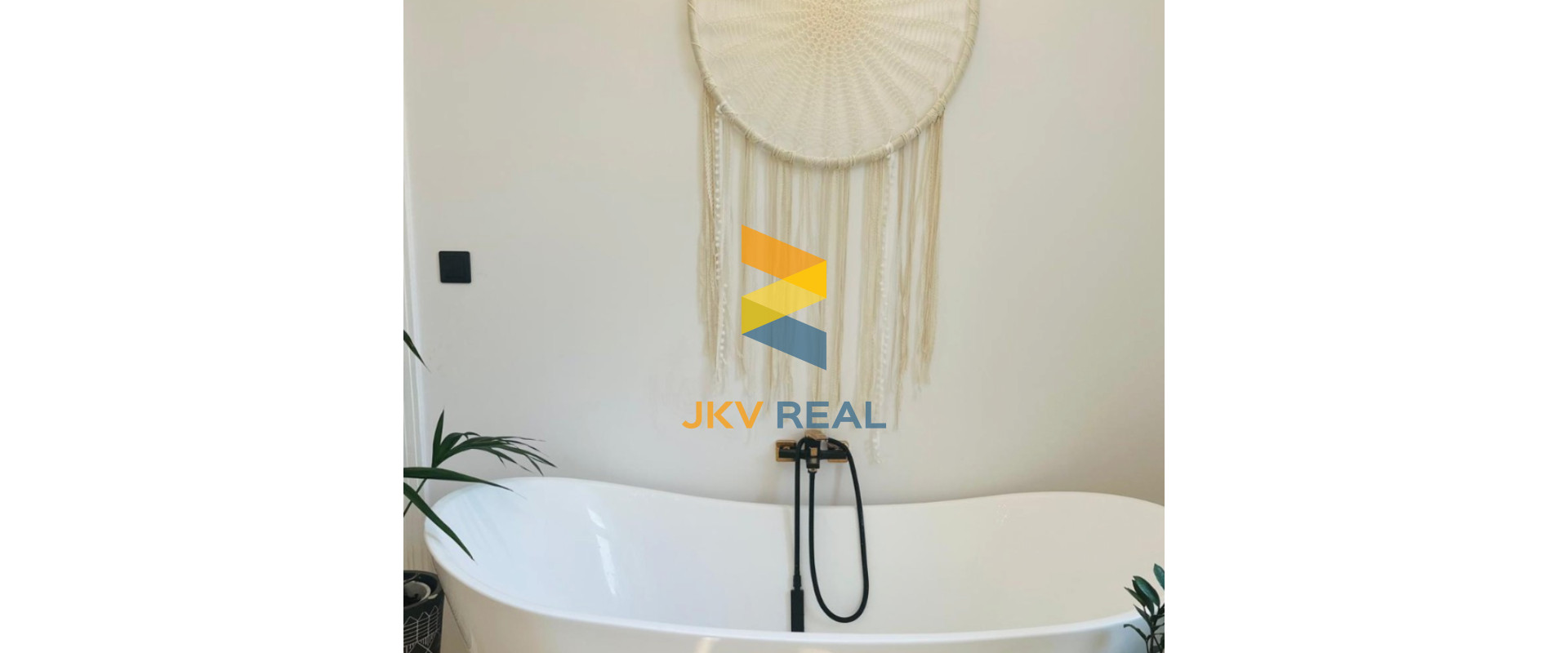 Prenájom 3 izbového bytu v staromestskom štýle