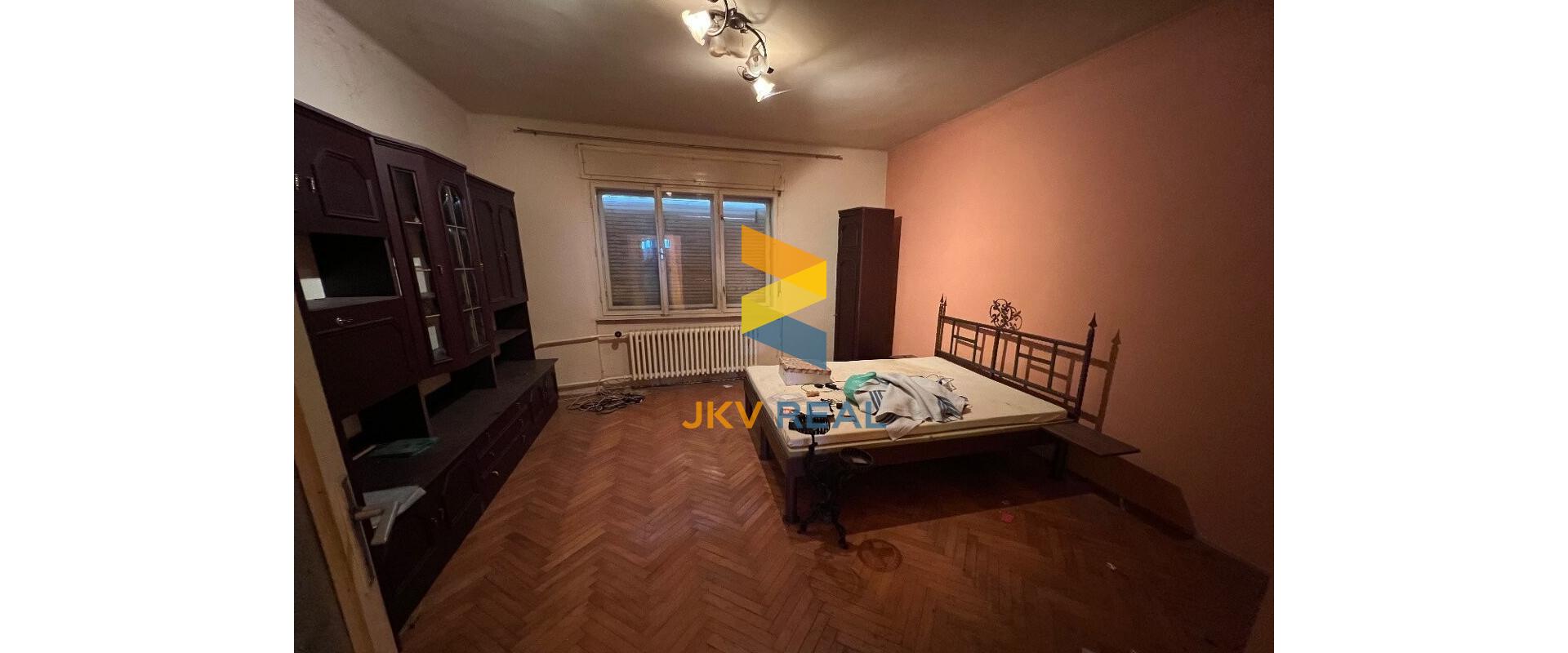 RD s pozemkom 850m2 - Nesvady-Családi ház telekkel 850m2 - Naszvadon