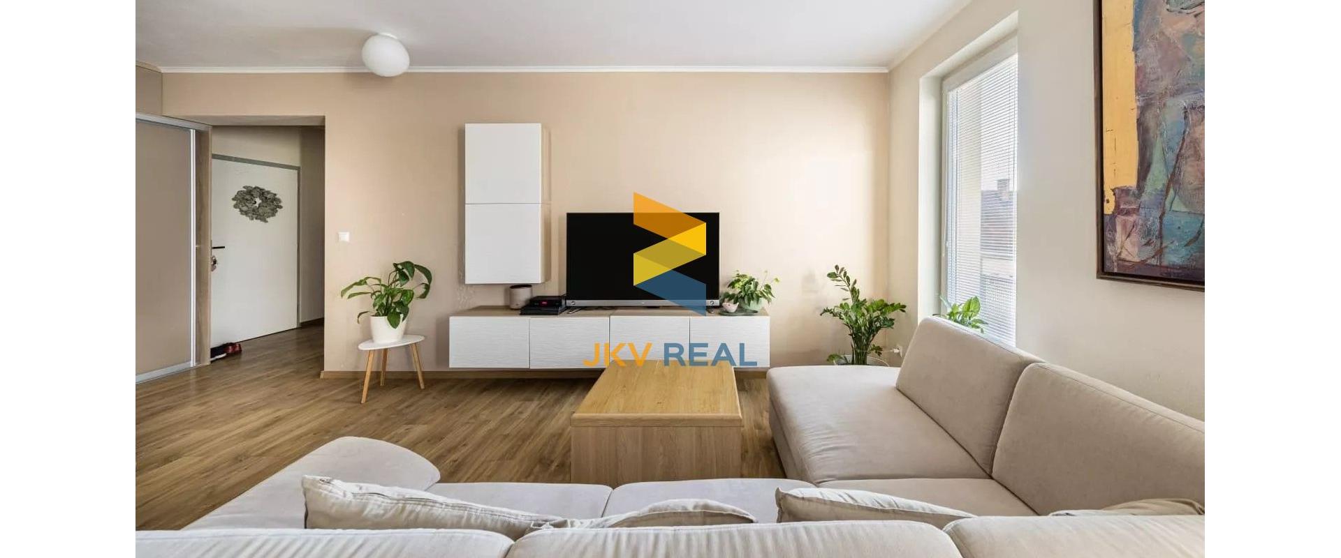 VEĽKÝ 3 - IZBOVÝ BYT 92M2  NA PREDAJ - PIEŠŤANY-CENTRUM