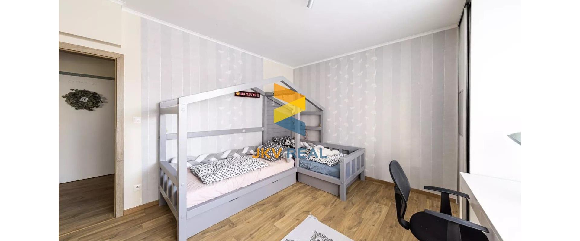 VEĽKÝ 3 - IZBOVÝ BYT 92M2  NA PREDAJ - PIEŠŤANY-CENTRUM