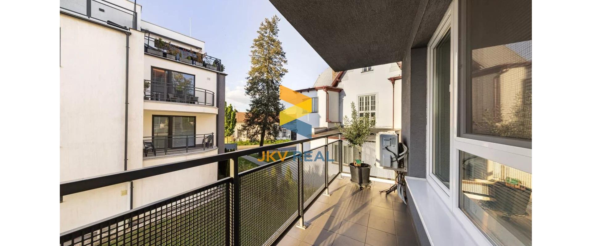 VEĽKÝ 3 - IZBOVÝ BYT 92M2  NA PREDAJ - PIEŠŤANY-CENTRUM