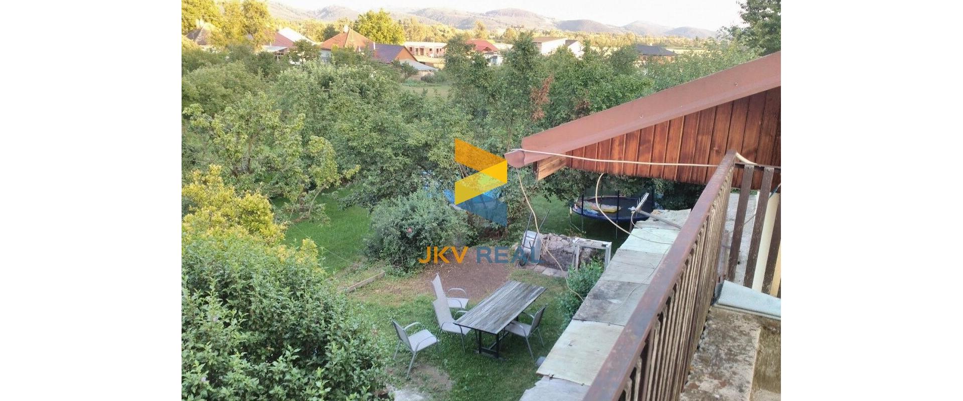 ZNÍŽENÁ CENA !!!Na predaj dom v Skalke nad Váhom /skvelá investičná príležitosť/