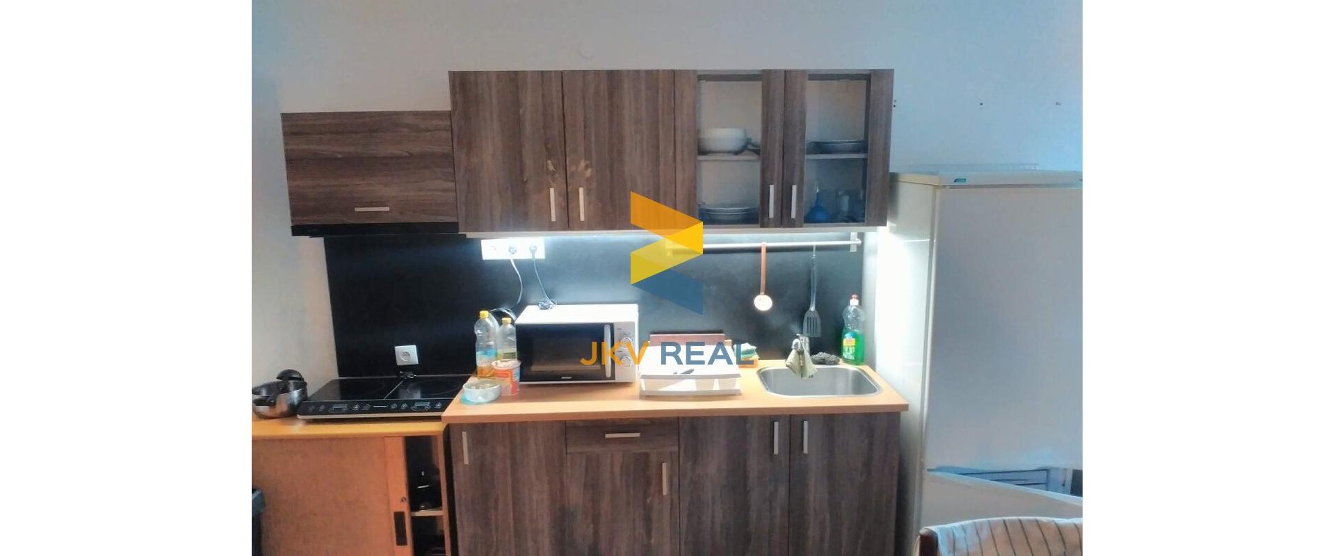 ZNÍŽENÁ CENA !!!Na predaj dom v Skalke nad Váhom /skvelá investičná príležitosť/