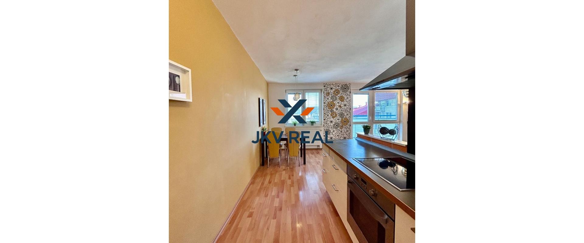 Pekný 2i byt v staršej novostavbe v Dúbravke