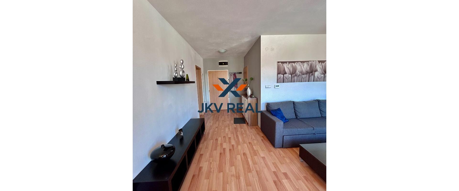 Pekný 2i byt v staršej novostavbe v Dúbravke