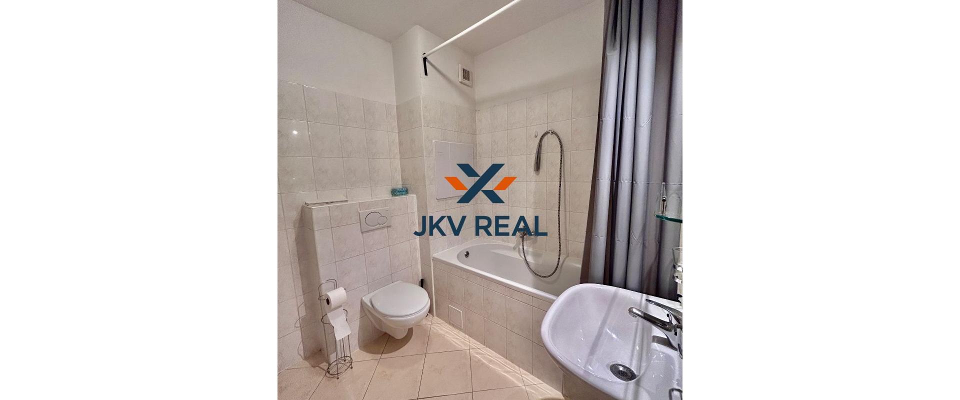 Pekný 2i byt v staršej novostavbe v Dúbravke