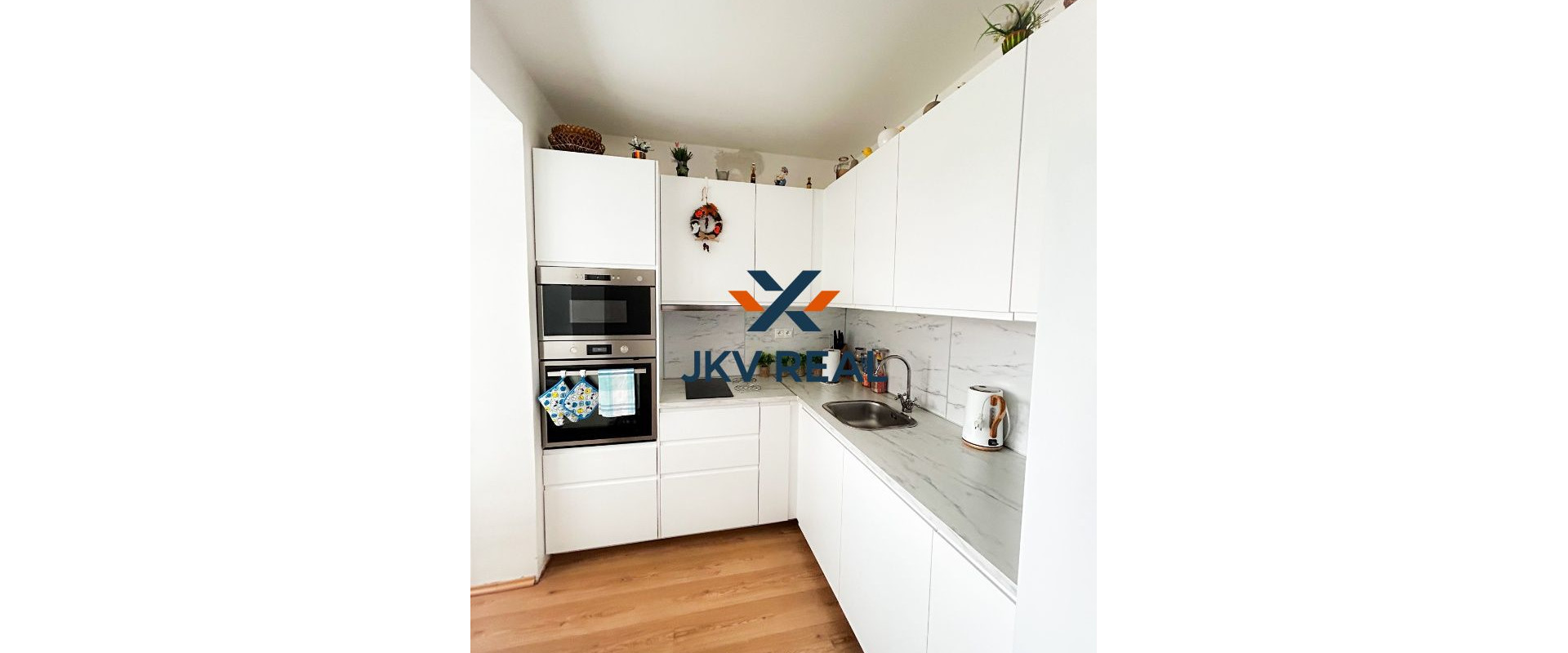 REZERVOVANÉ - NÁDHERNÝ 2 IZBOVÝ BYT na predaj v Ružinove!