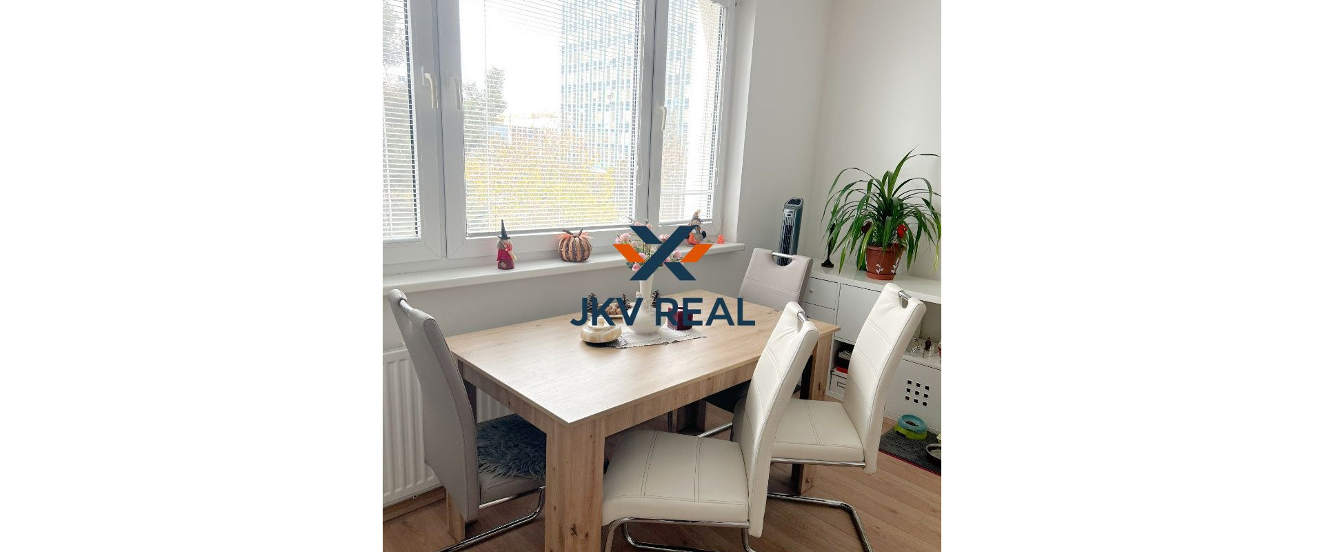 REZERVOVANÉ - NÁDHERNÝ 2 IZBOVÝ BYT na predaj v Ružinove!