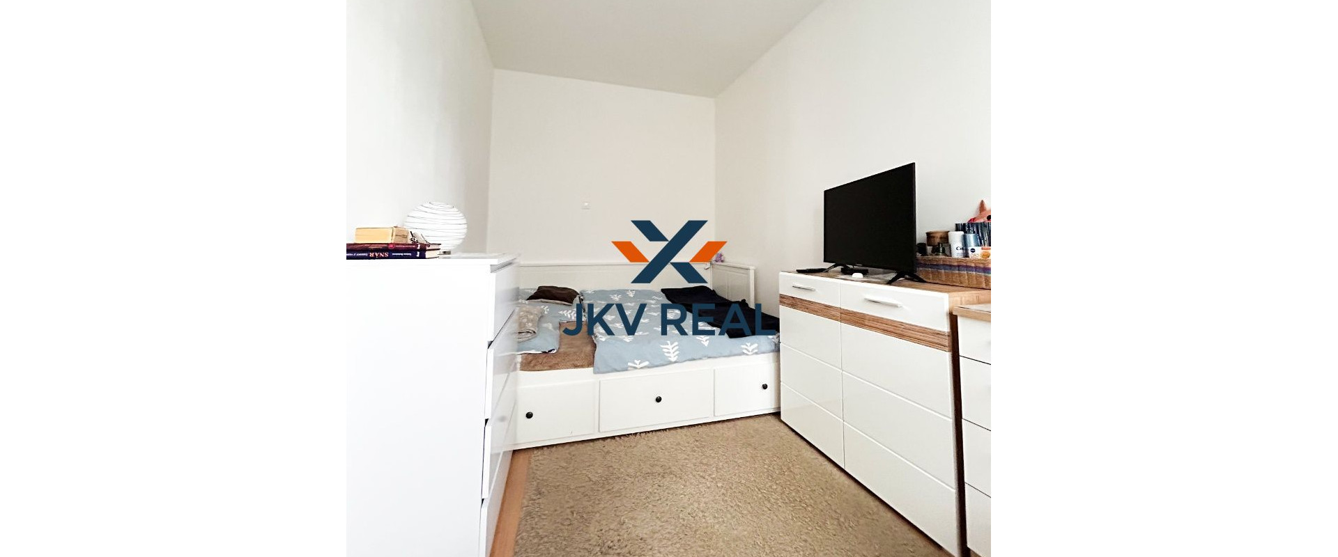 REZERVOVANÉ - NÁDHERNÝ 2 IZBOVÝ BYT na predaj v Ružinove!